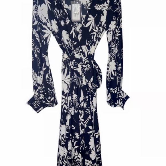 Black and White Floral Dress - Picture 5 of 5